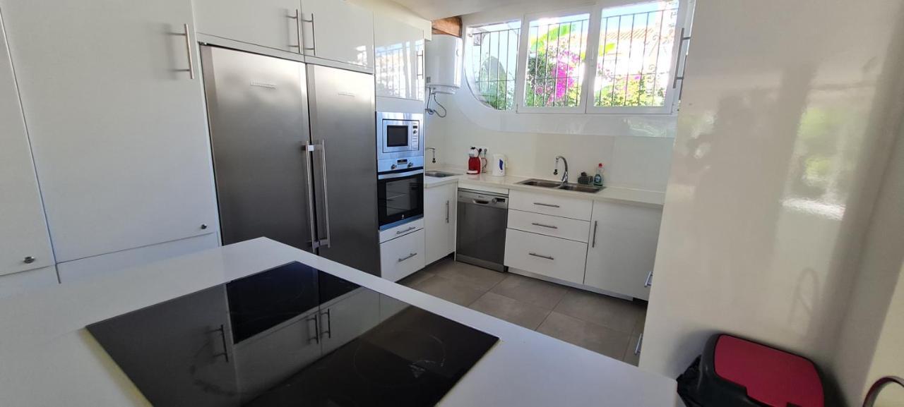 Maison Marbella Proche De La Mer Exterior photo