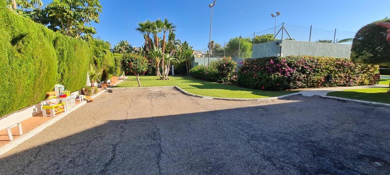 Maison Marbella Proche De La Mer Exterior photo