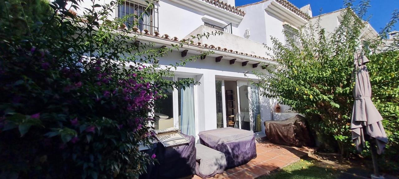 Maison Marbella Proche De La Mer Exterior photo