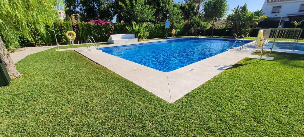 Maison Marbella Proche De La Mer Exterior photo